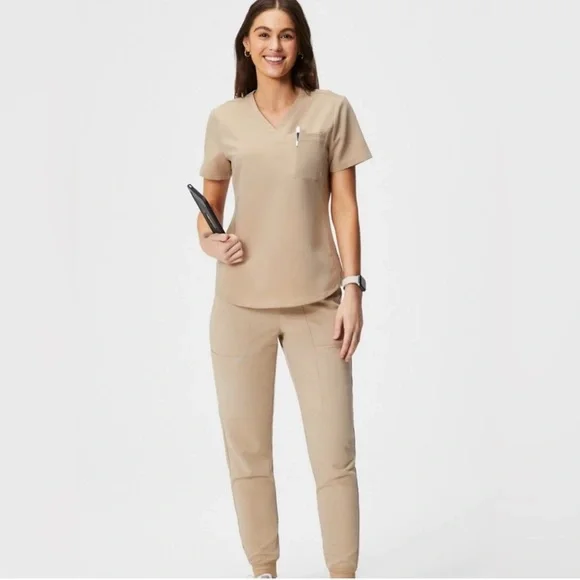 Fabletics Women’s High-Rise On-Call Scrub Jogger Tan XXL - Picture 1 of 5
